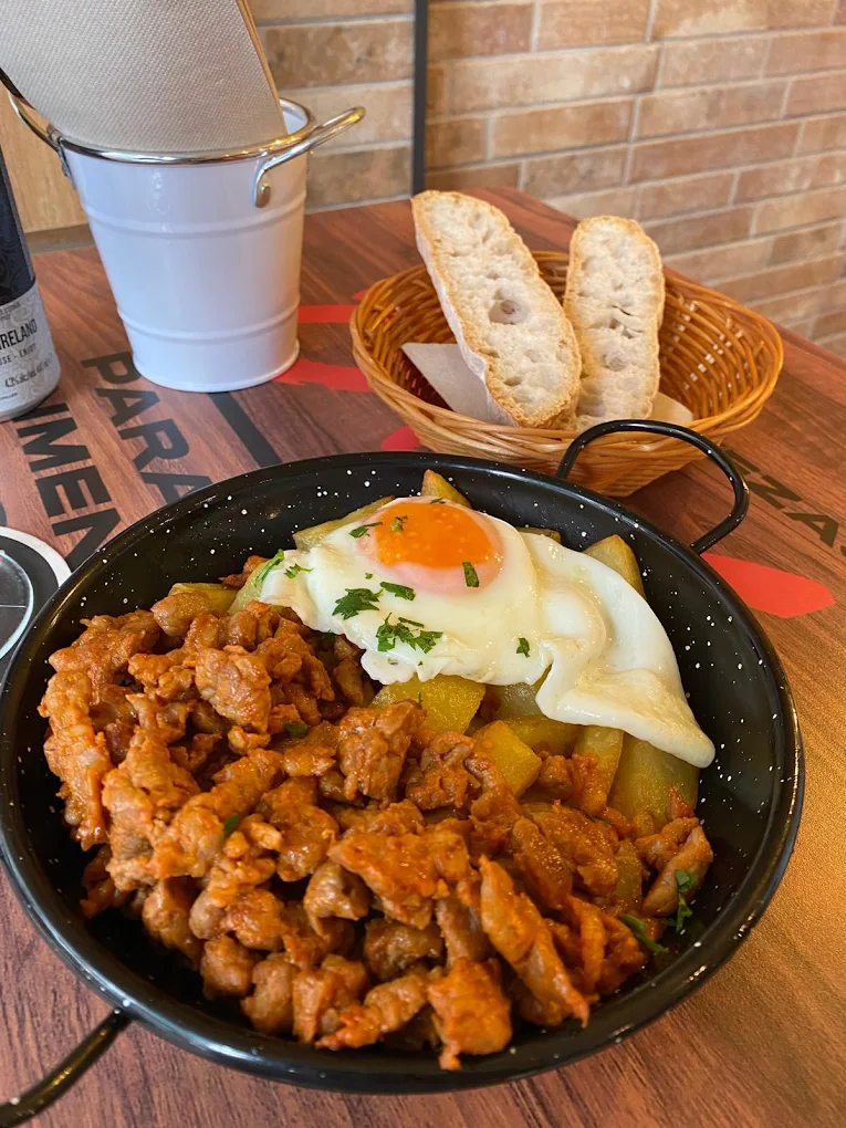 Zorza con huevo gallego