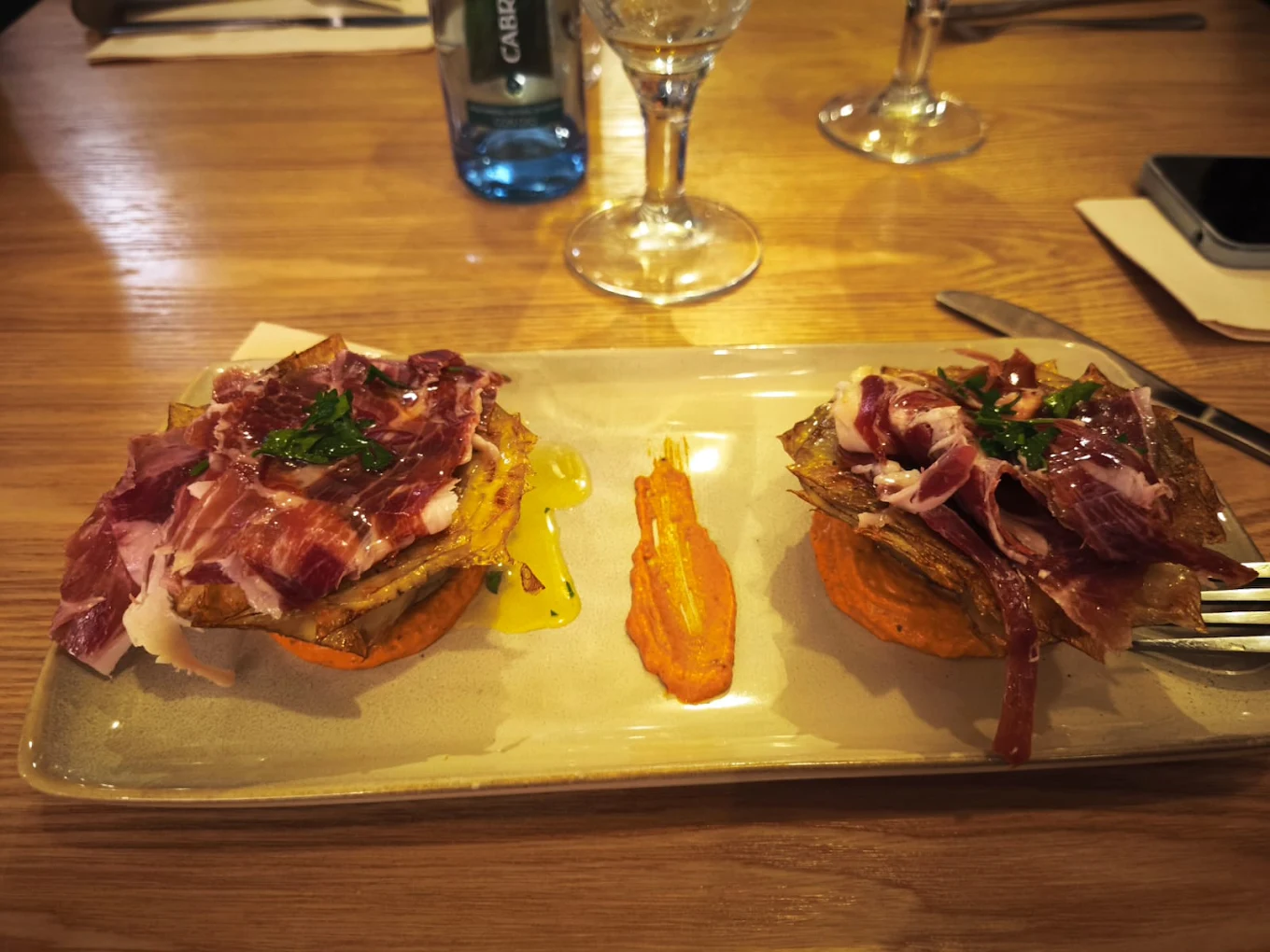 Alcachofas con jamón ibérico